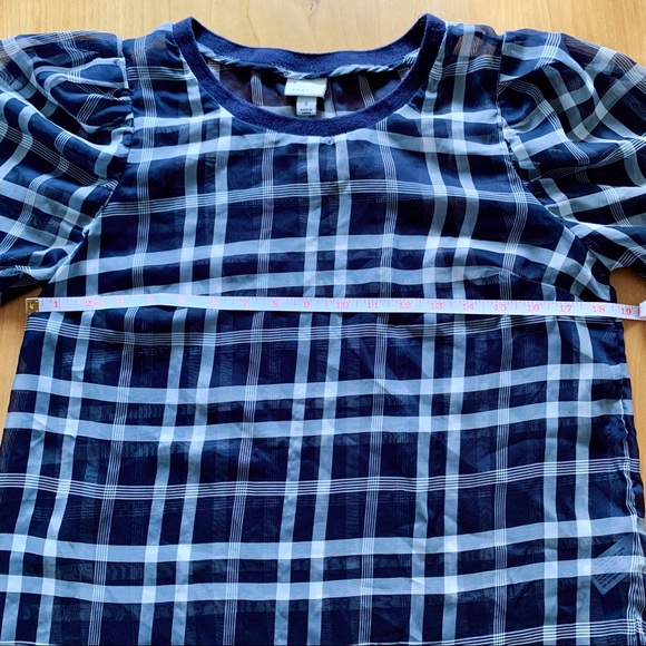 ✨ a new day Navy and White Plaid Sheer Top - S - Picture 8 of 10